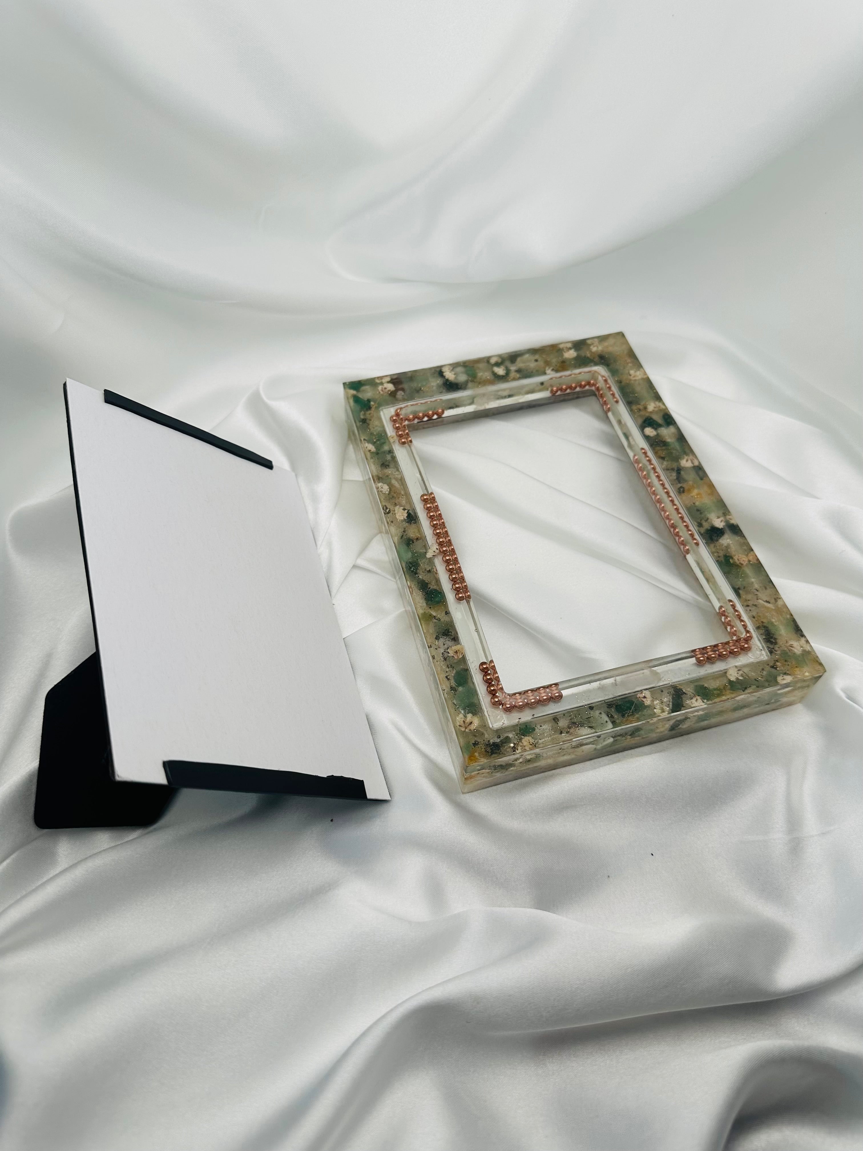 Green Garden Picture Frame